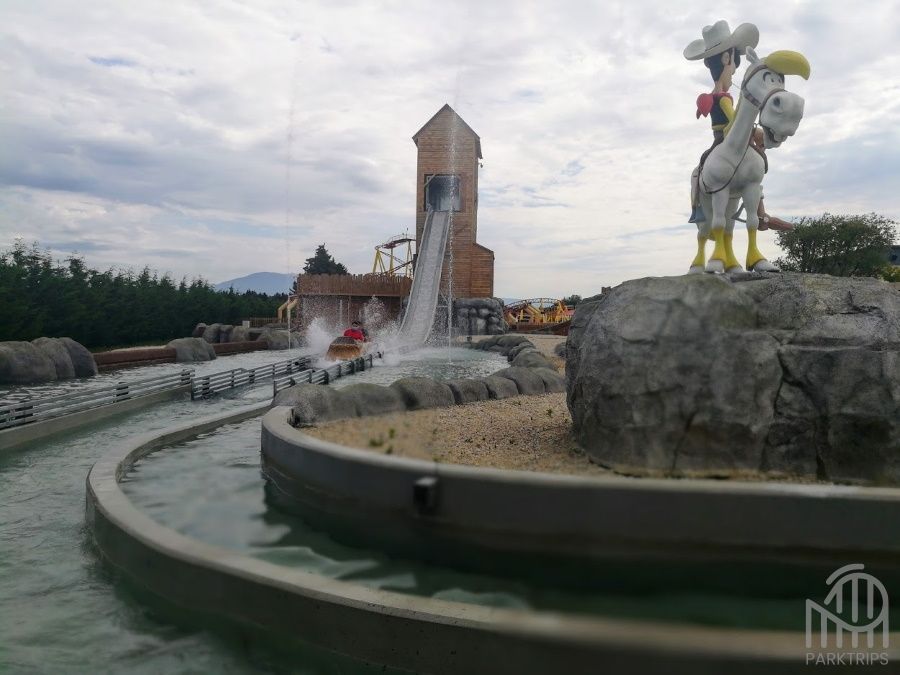 Parcours de bûches au Parc Spirou