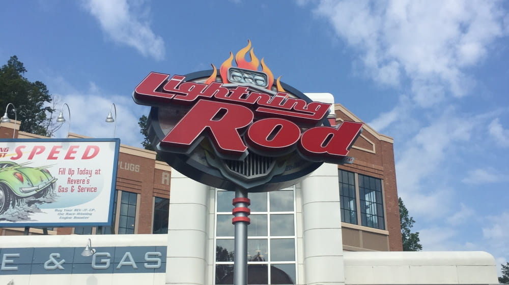 lightning rod entrée