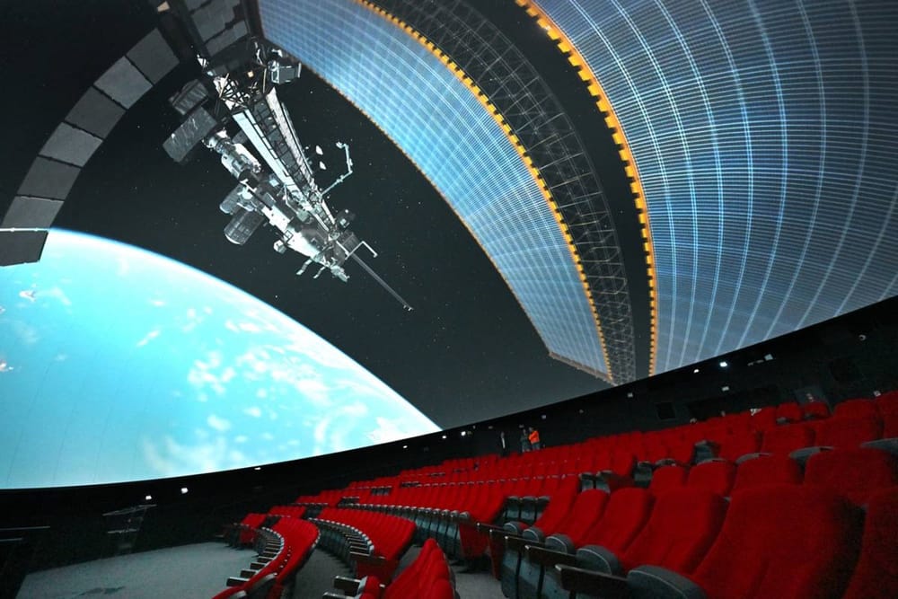 vulcania planetarium