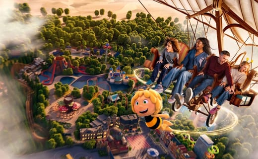 Plopsaland De Panne 2027 : Tout Savoir sur le Cinéma Volant et la Plopsa Plaza